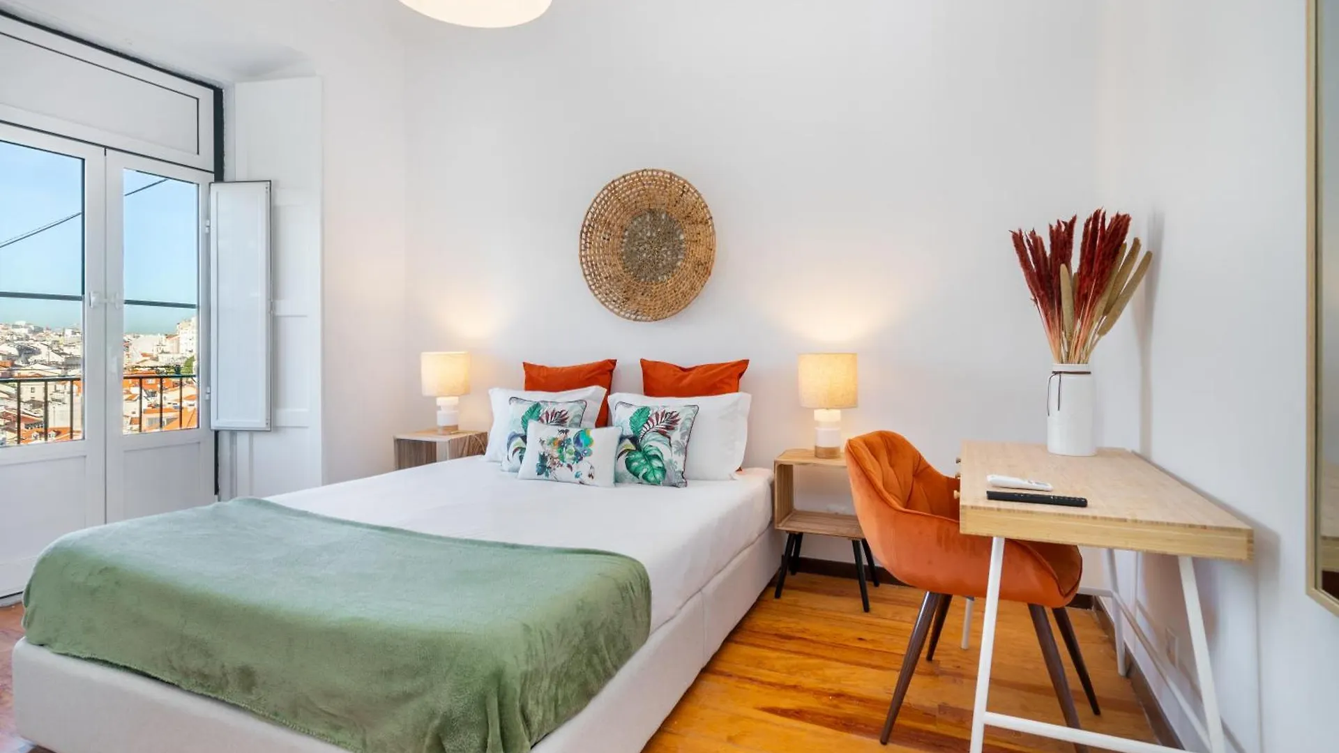 Apartment Whome Modern Luxury In Lisbon'S Historic Center Portugal